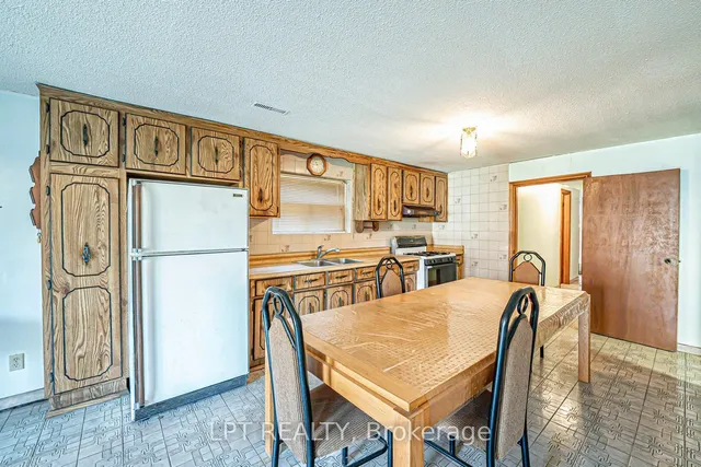 Additional image 41 of 71 Arthur Griffith Dr