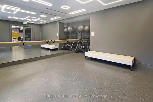 Additional image 44 of 75 Canterbury Pl Unit 1606