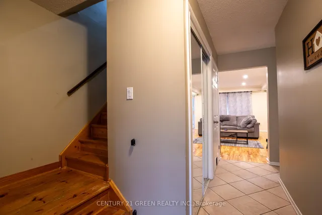 Additional image 29 of 26 Carisbrooke Crt Unit 26