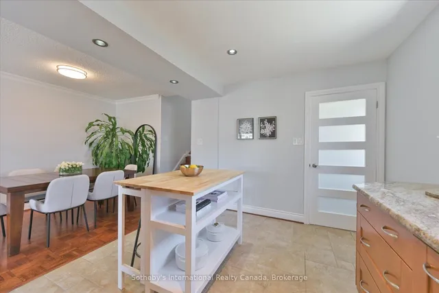 Additional image 14 of 20 Marblehead Cres