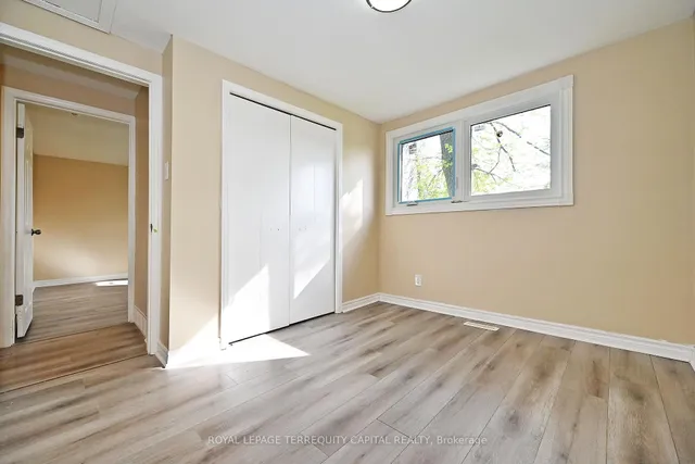 Additional image 27 of 73 Hickory Heights Cres