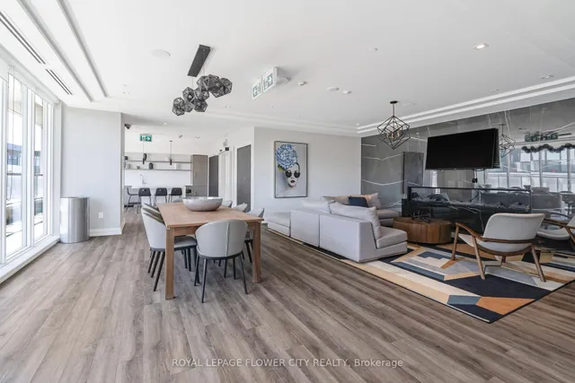 Additional image 20 of 212 King William St Unit 907