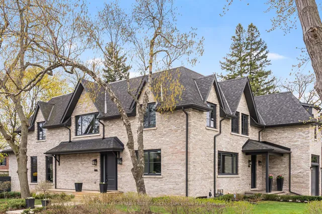 44 Bennington Heights Dr