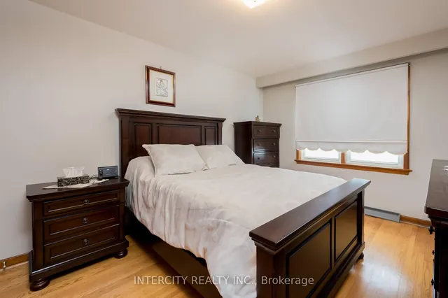 Additional image 15 of 852 Glencairn Ave