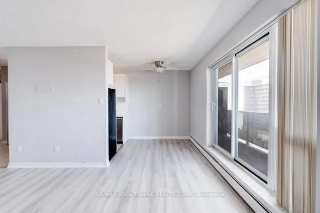 Additional image 8 of 81 Charlton Ave Unit 903