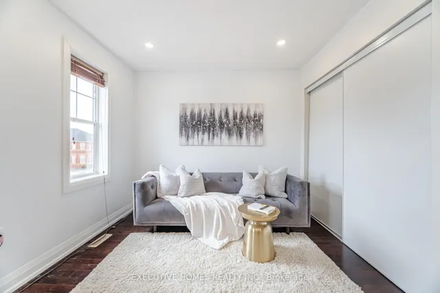 Additional image 24 of 1121 Meighen Way