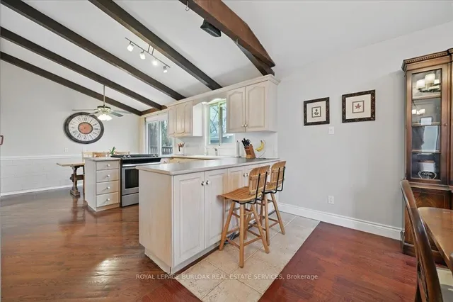 Additional image 10 of 768 King Rd