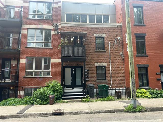 3902-3904 Rue Rivard|Montréal (Le Plateau-Mont-Royal), Quebec H2L4H7