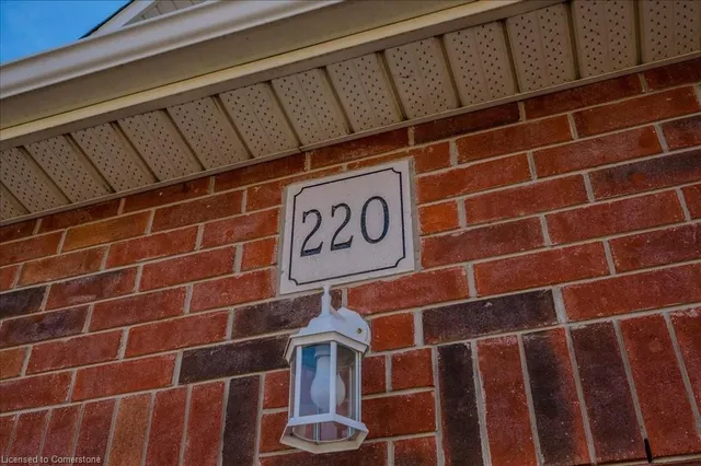 Additional image 2 of 220 Doon South Dr