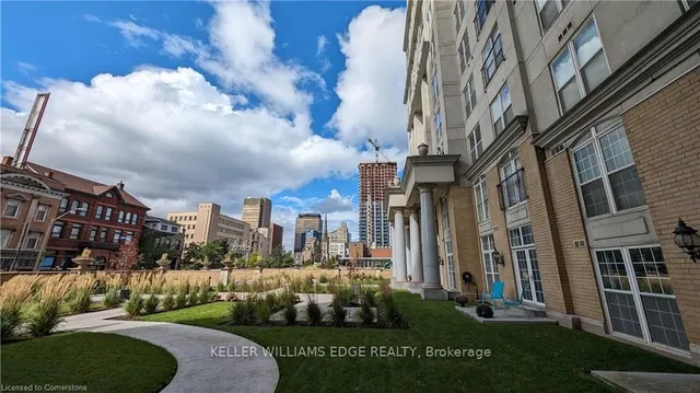 Additional image 28 of 135 James St Unit 115