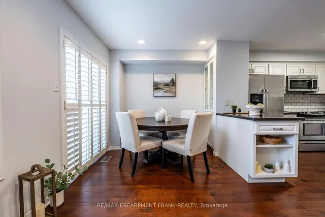 Additional image 22 of 83 Foxborough Dr