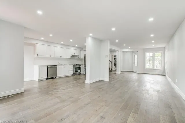 Additional image 18 of 36 Mapleshade Dr