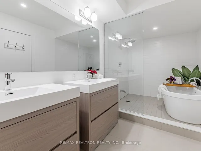 Additional image 15 of 109 Green Gardens Blvd