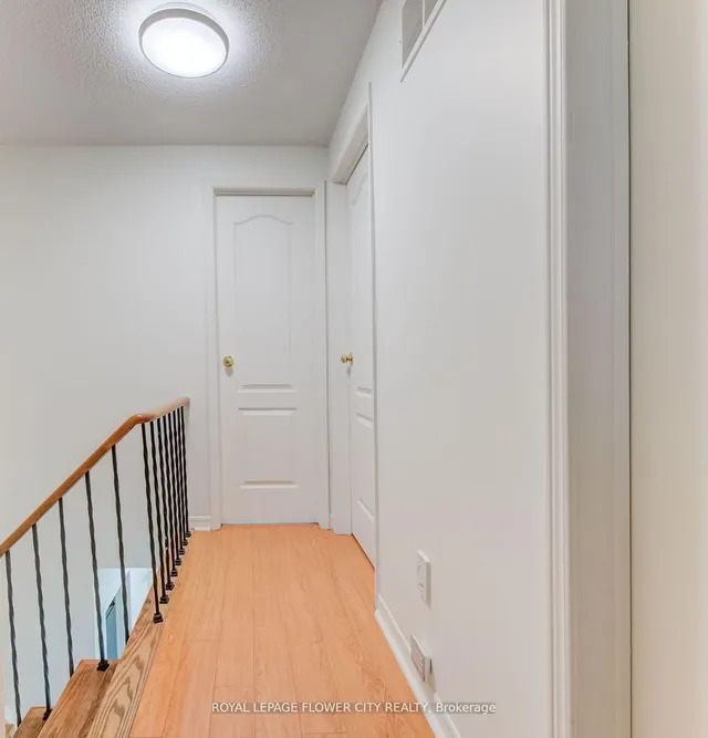 Additional image 27 of 23 Driftwood Cres