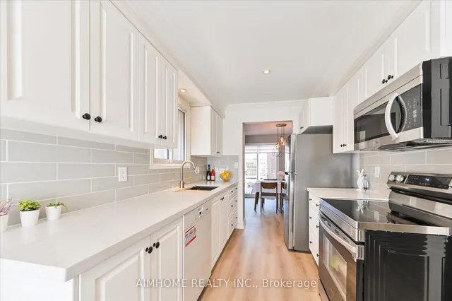 Additional image 11 of 787 Roseheath Dr