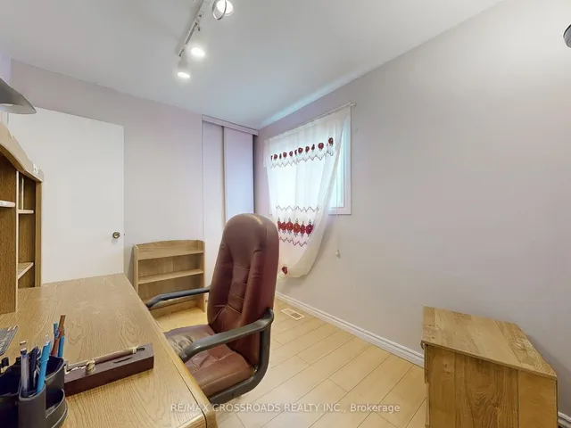 Additional image 24 of 62 Ernest Ave