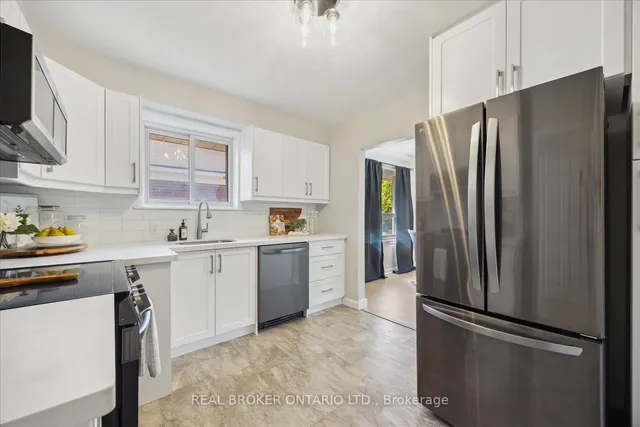 Additional image 12 of 237 Chine Dr