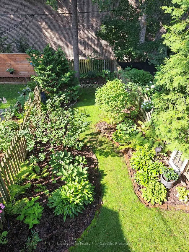 Additional image 44 of 14 Hatt St