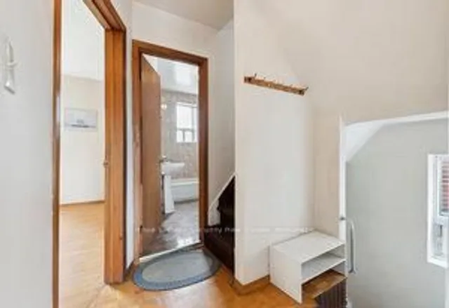 Additional image 22 of 38 Fernbank Ave