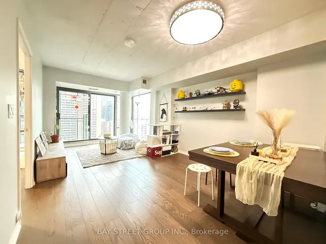 Additional image 2 of 22 Wellesley St Unit 1608