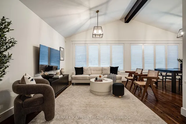 Additional image 10 of 157 LAURIER Ave