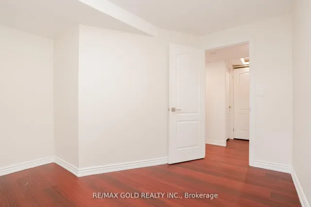 Additional image 41 of 32 Myrtle Crt