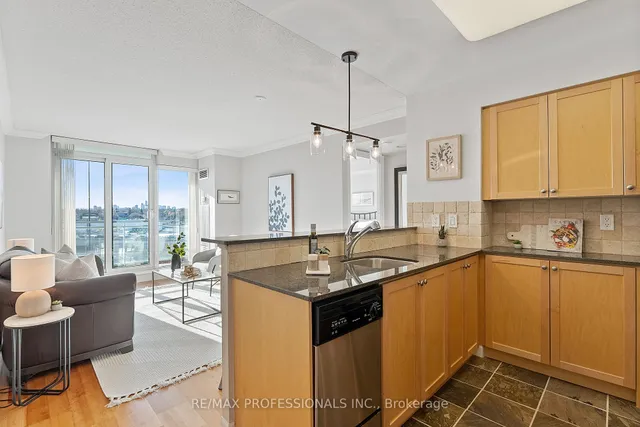 Additional image 6 of 2121 Lake Shore Blvd Unit 1004