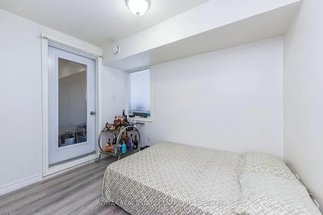 Additional image 8 of 7405 Goreway Dr Unit 520