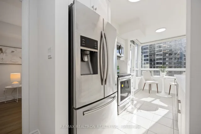 Additional image 11 of 3 Rean Dr Unit 1101