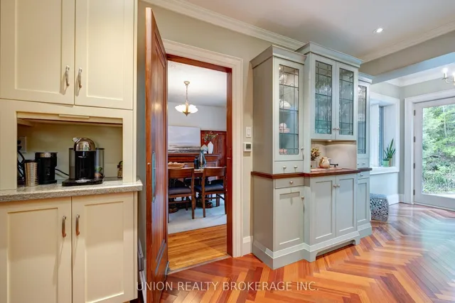 Additional image 9 of 366 Glen Manor Dr