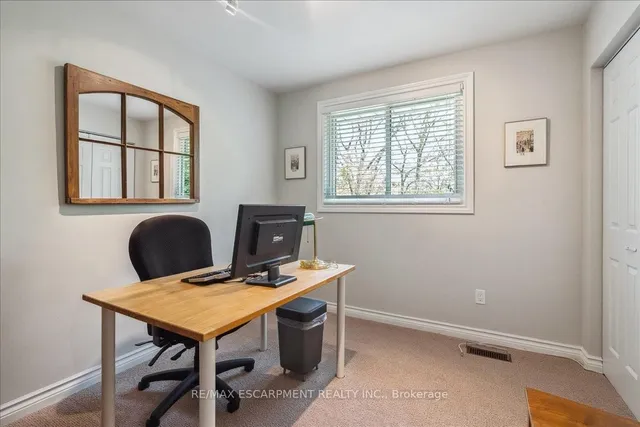 Additional image 21 of 32 Highland Park Dr