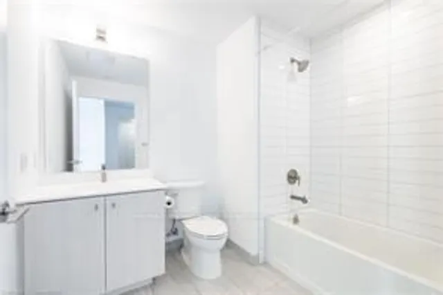 Additional image 10 of 15 Wellington St Unit 1102