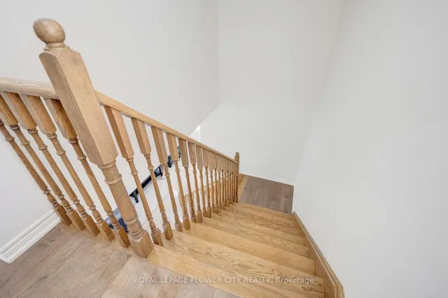 Additional image 42 of 79 Yellowknife Rd