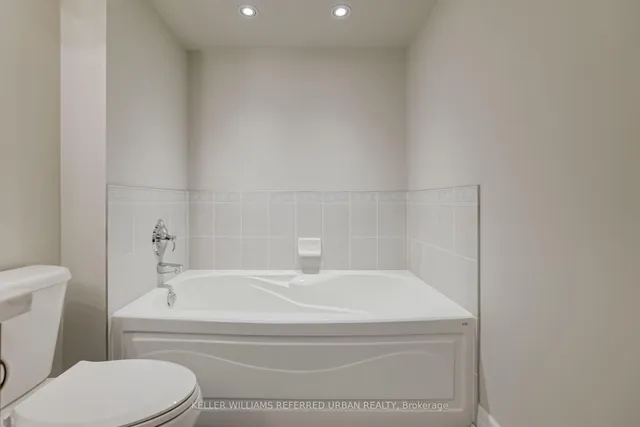 Additional image 29 of 339 Royal York Rd