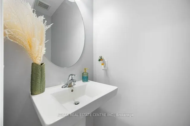 Additional image 20 of 137 Haldimand St