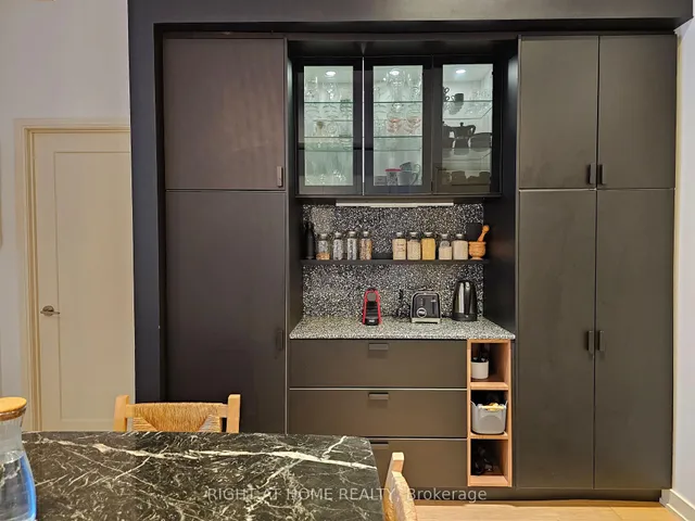 Additional image 17 of 576 Front St Unit 210