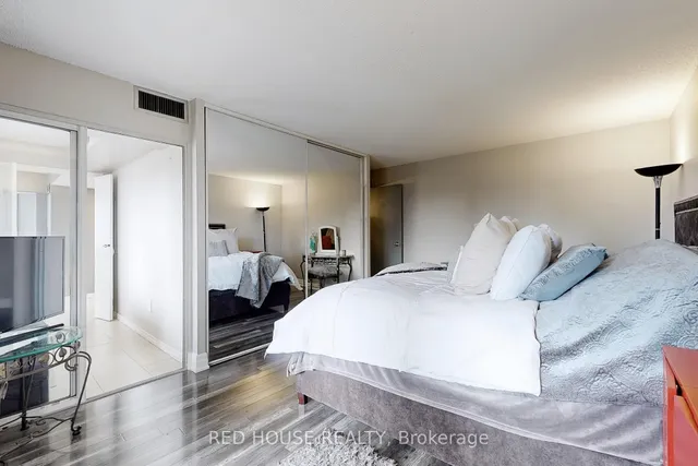 Additional image 17 of 10 Markbrook Lane Unit 206