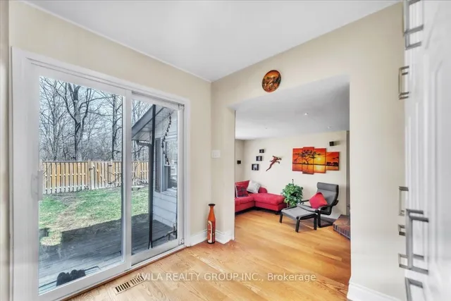 Additional image 16 of 3299 Queen Frederica Dr