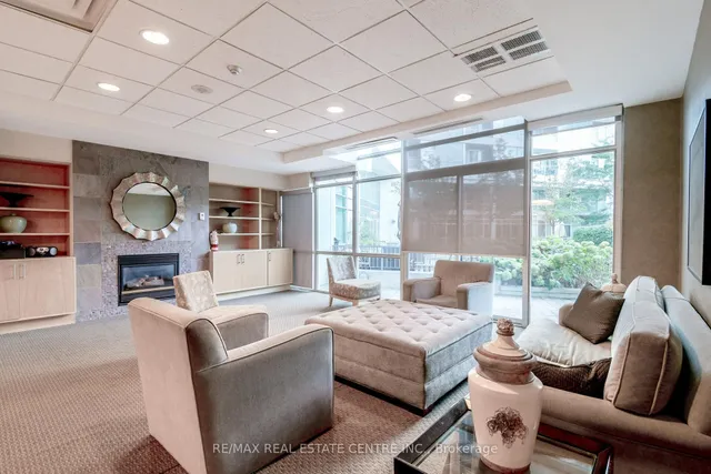 Additional image 38 of 5 Marine Parade Dr Unit 911