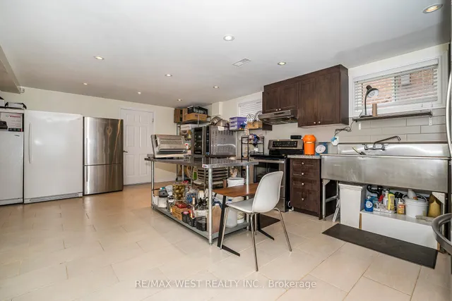 Additional image 31 of 17 Forest Path Crt