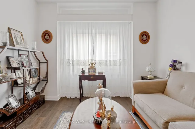 Additional image 9 of 53 Wyndham St