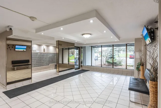 Additional image 4 of 21 Knightsbridge Rd Unit 1408