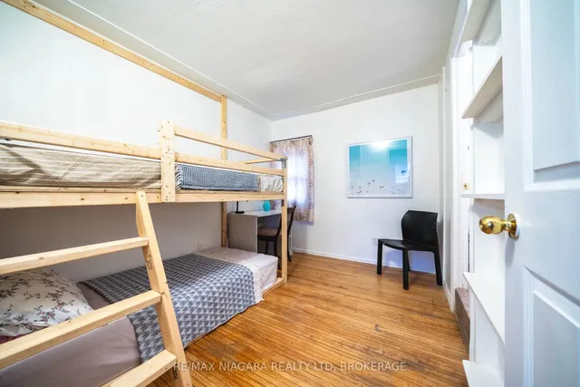 Additional image 30 of 225 West 2nd St