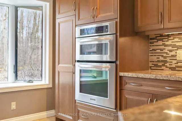 Additional image 13 of 2044 Kilbride St