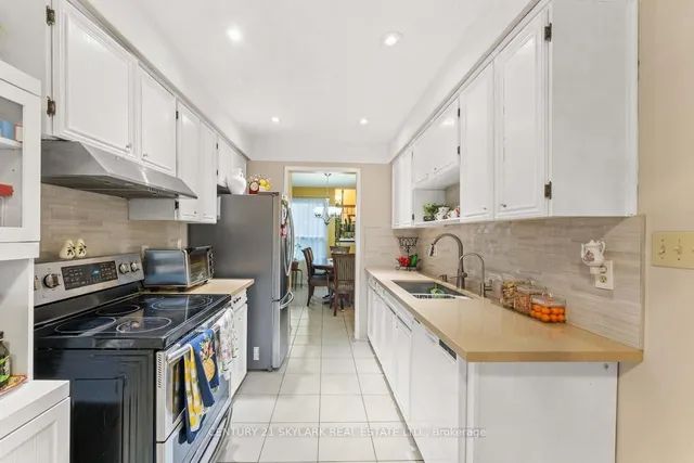 Additional image 4 of 85 Simmons Blvd