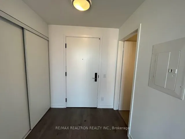 Additional image 27 of 270 Dufferin St Unit 602