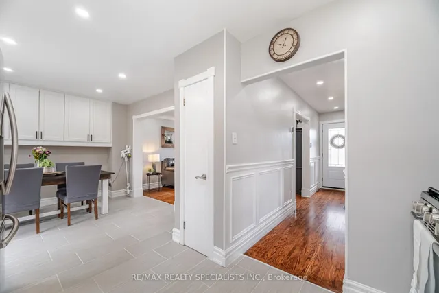 Additional image 5 of 2083 Mount Royal Ave