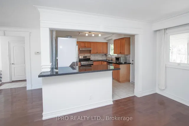 Additional image 11 of 23 Urbandale Ave