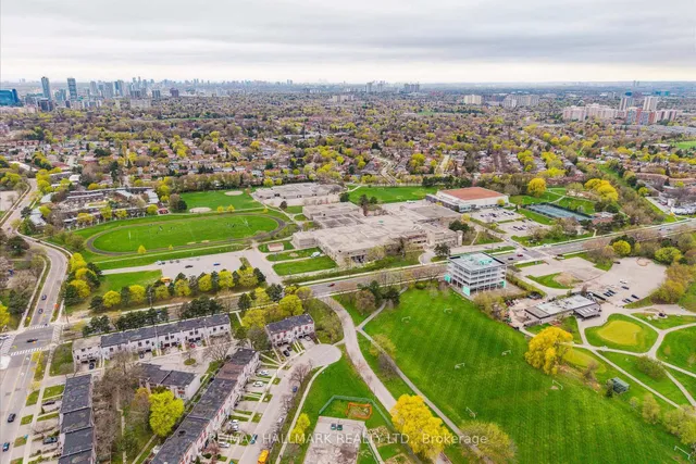 Additional image 46 of 2577 Kennedy Rd