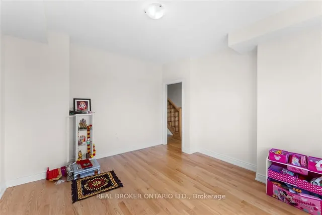 Additional image 26 of 3377 sixth Line